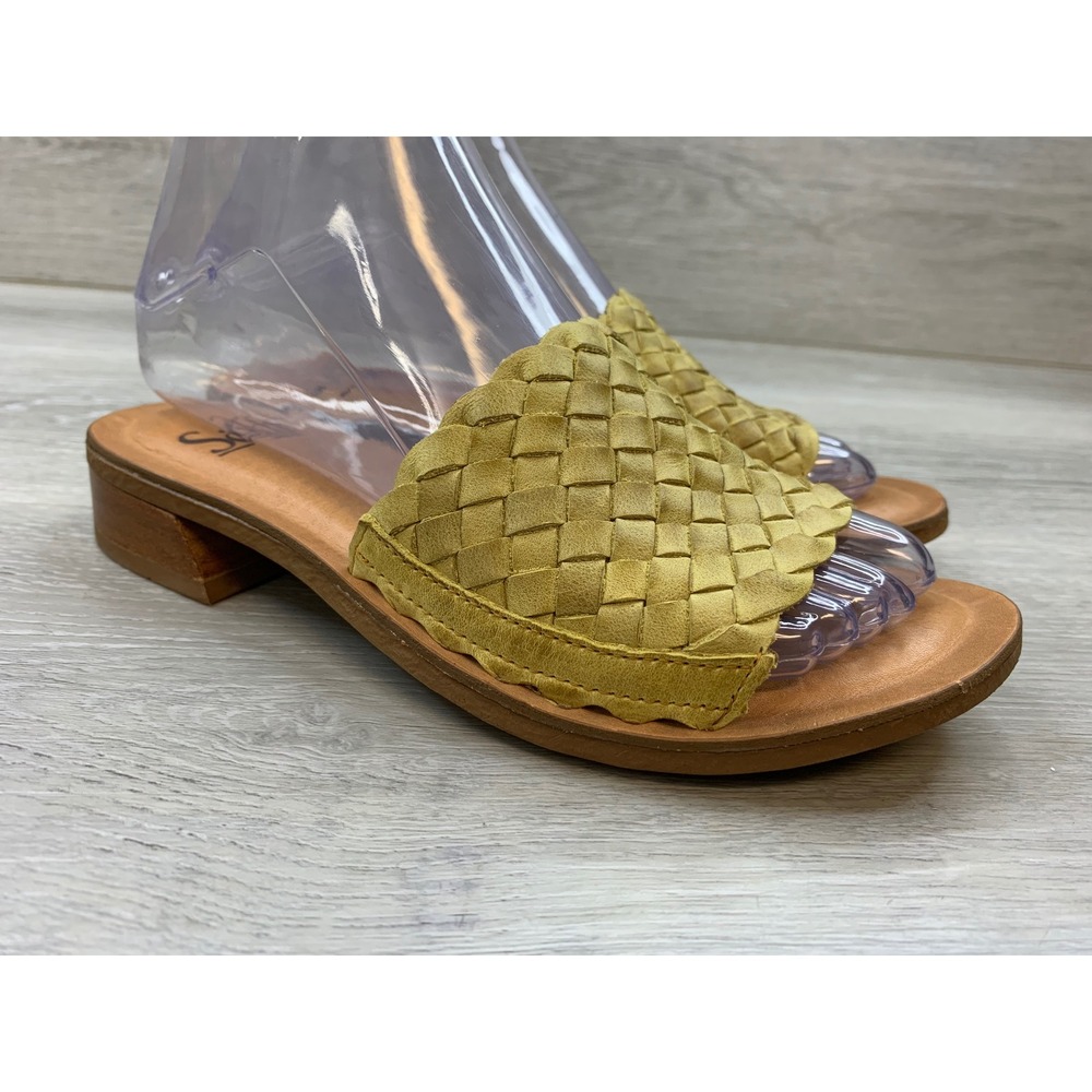 Sofft Women's Woven Leather Slide Sandals Mustard Yellow Scalloped Flat 6